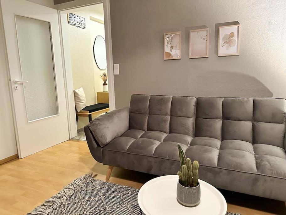 Gemuetliche 2-Zimmer Wohnung Im Zentrum Neumuenster Exterior photo